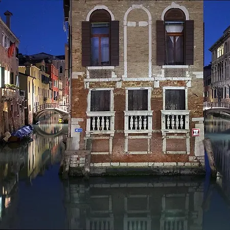 Apartment Gallery *