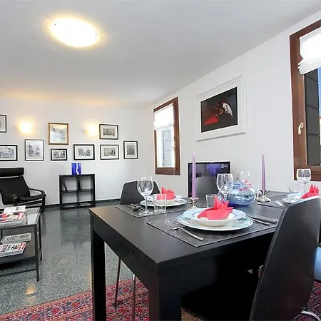 Gallery *