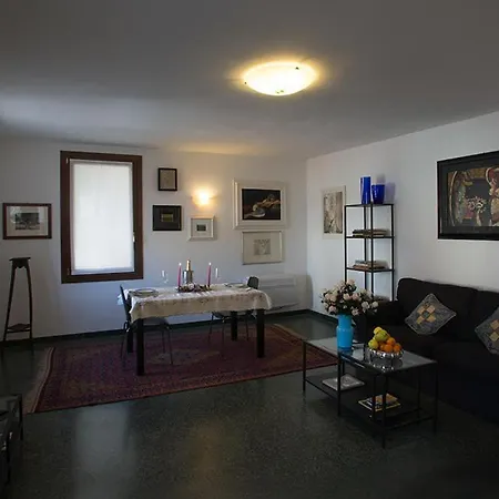 Gallery * Venecia